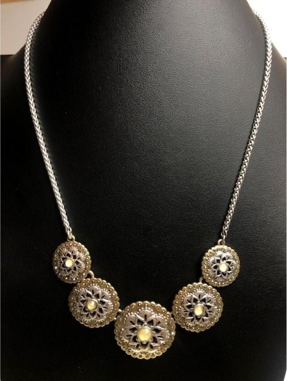 9386 Silver Filigree Concho Necklace Adjustable Chain 18"